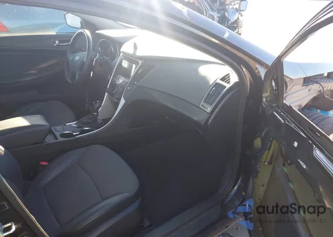 2013 Hyundai Sonata Se z USA, uszkodzony, nr VIN 5NPEC4AC4DH774919